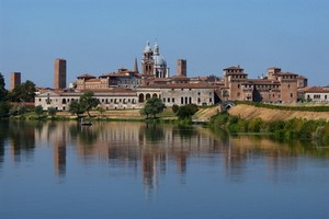 Autoverhuur Mantua