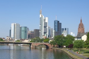 Goedkope autohuur Frankfurt ✓ Onze aanbiedingen voor autoverhuur zijn inclusief verzekeringen  ✓ en onbeperkte af te leggen afstand ✓ op de meeste bestemmingen