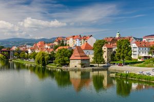 Autoverhuur Maribor Luchthaven